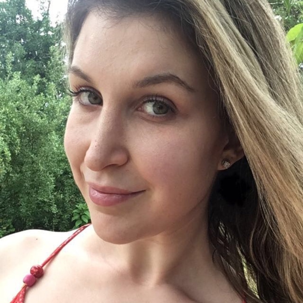 Meet your Posher, Rebecca